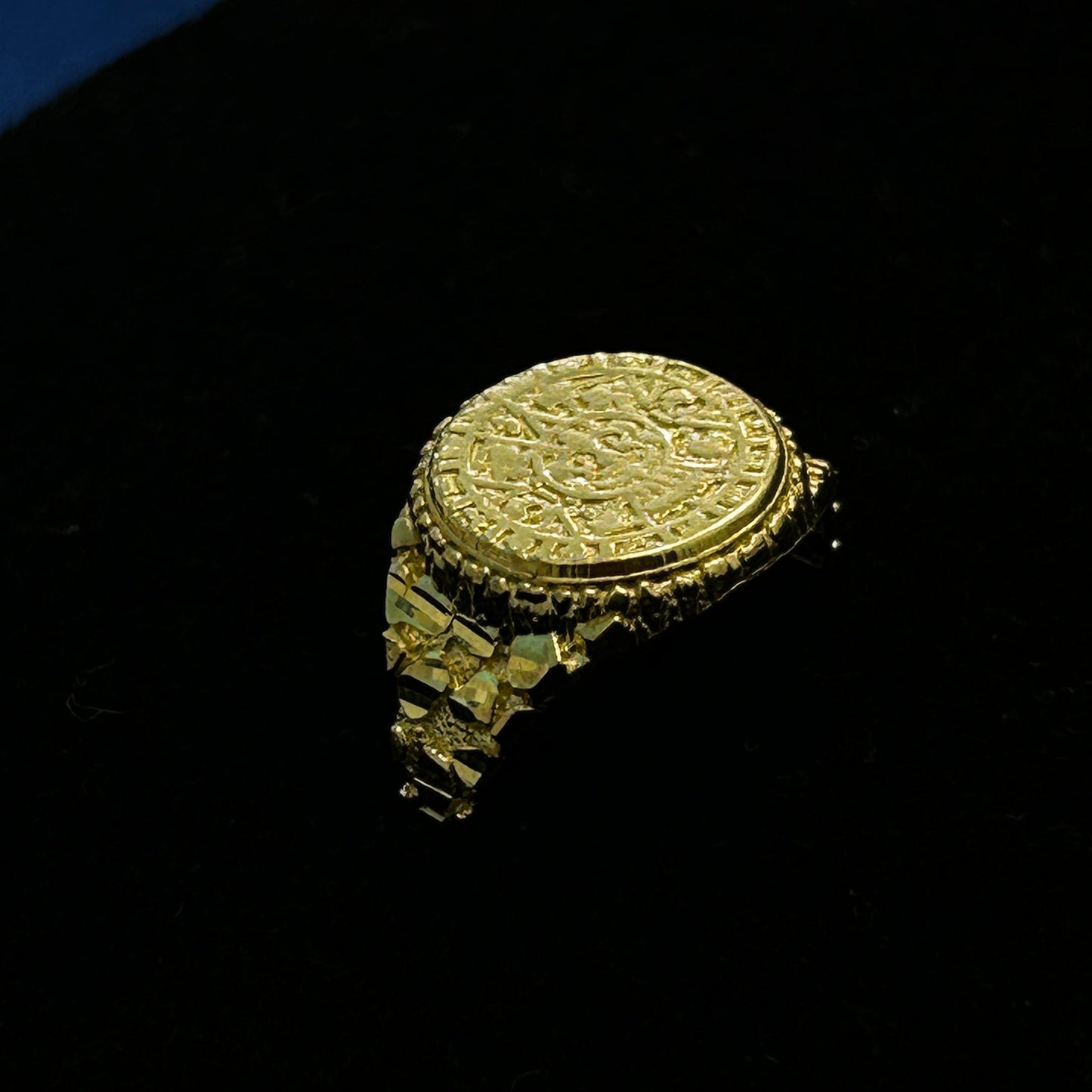 10K Calendario Azteca Nugget ring