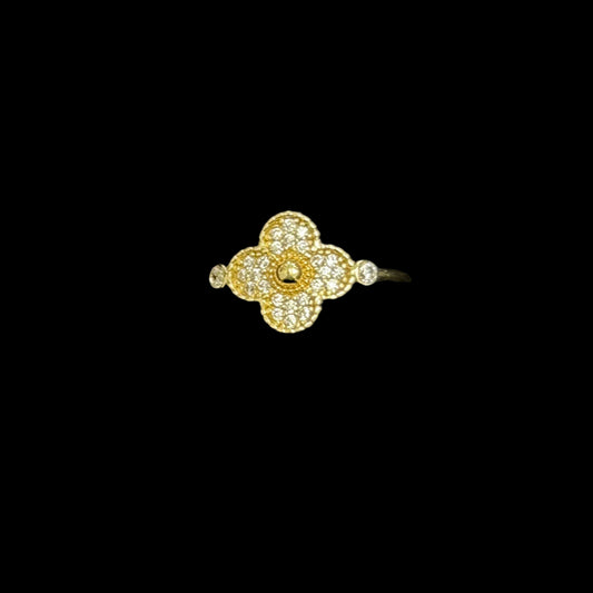 14k CZ clover ring