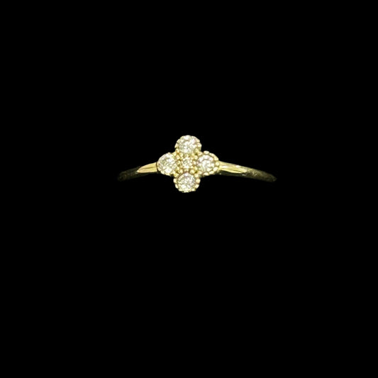14k Mini clover Ring
